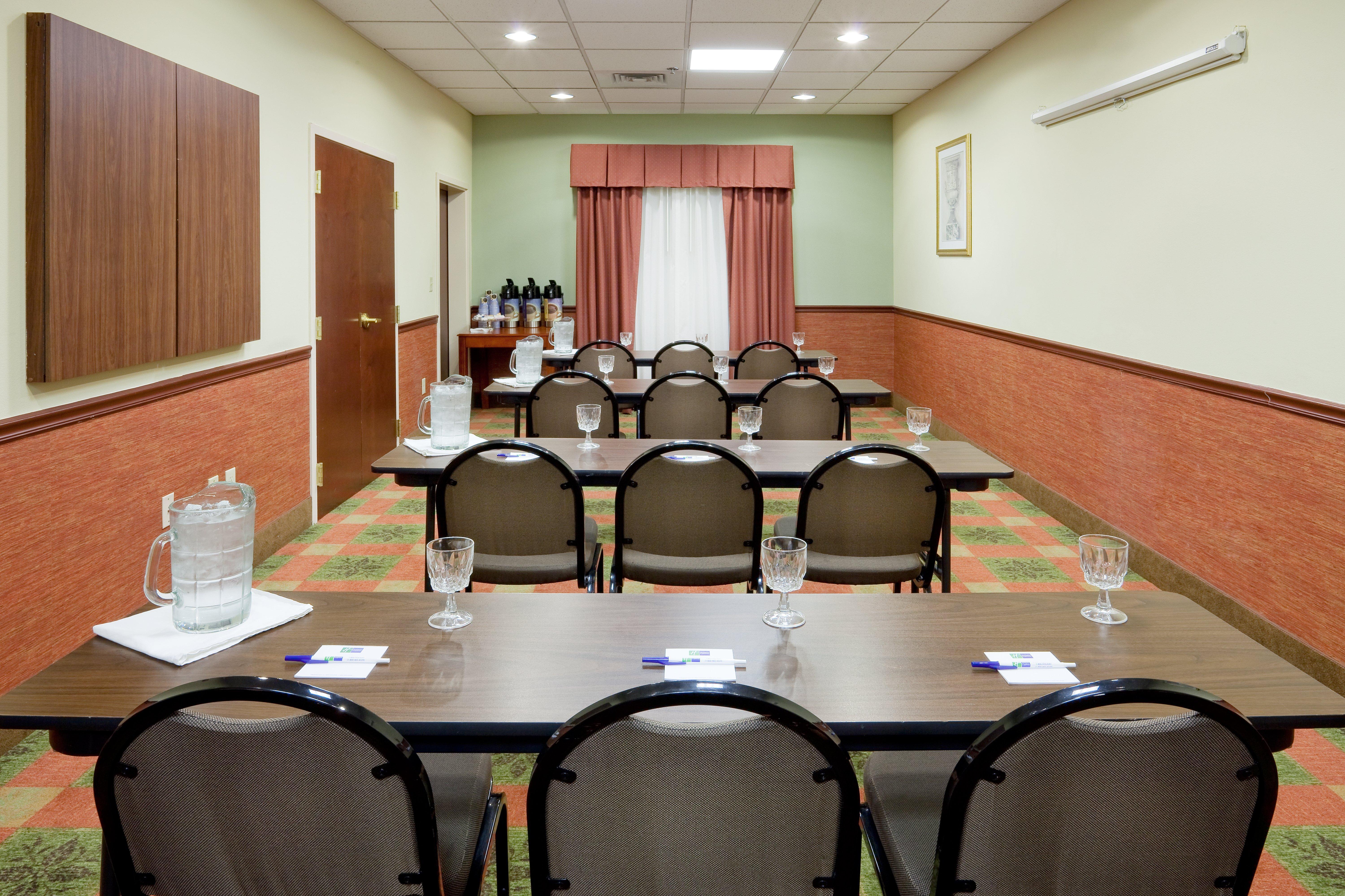 Holiday Inn Express And Suites Quakertown - Allentown Area By Ihg Esterno foto