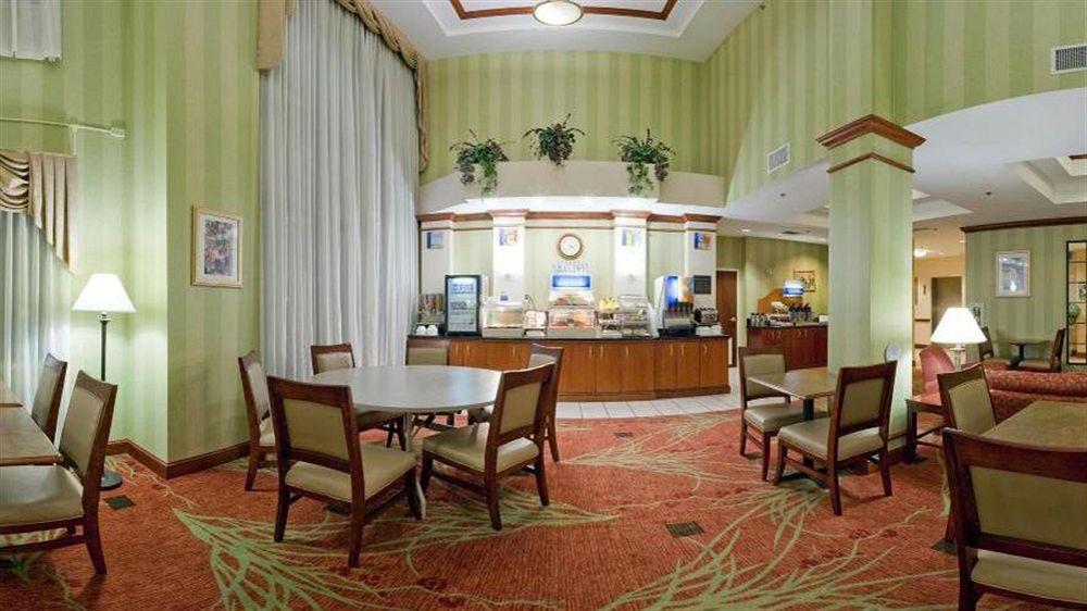 Holiday Inn Express And Suites Quakertown - Allentown Area By Ihg Esterno foto