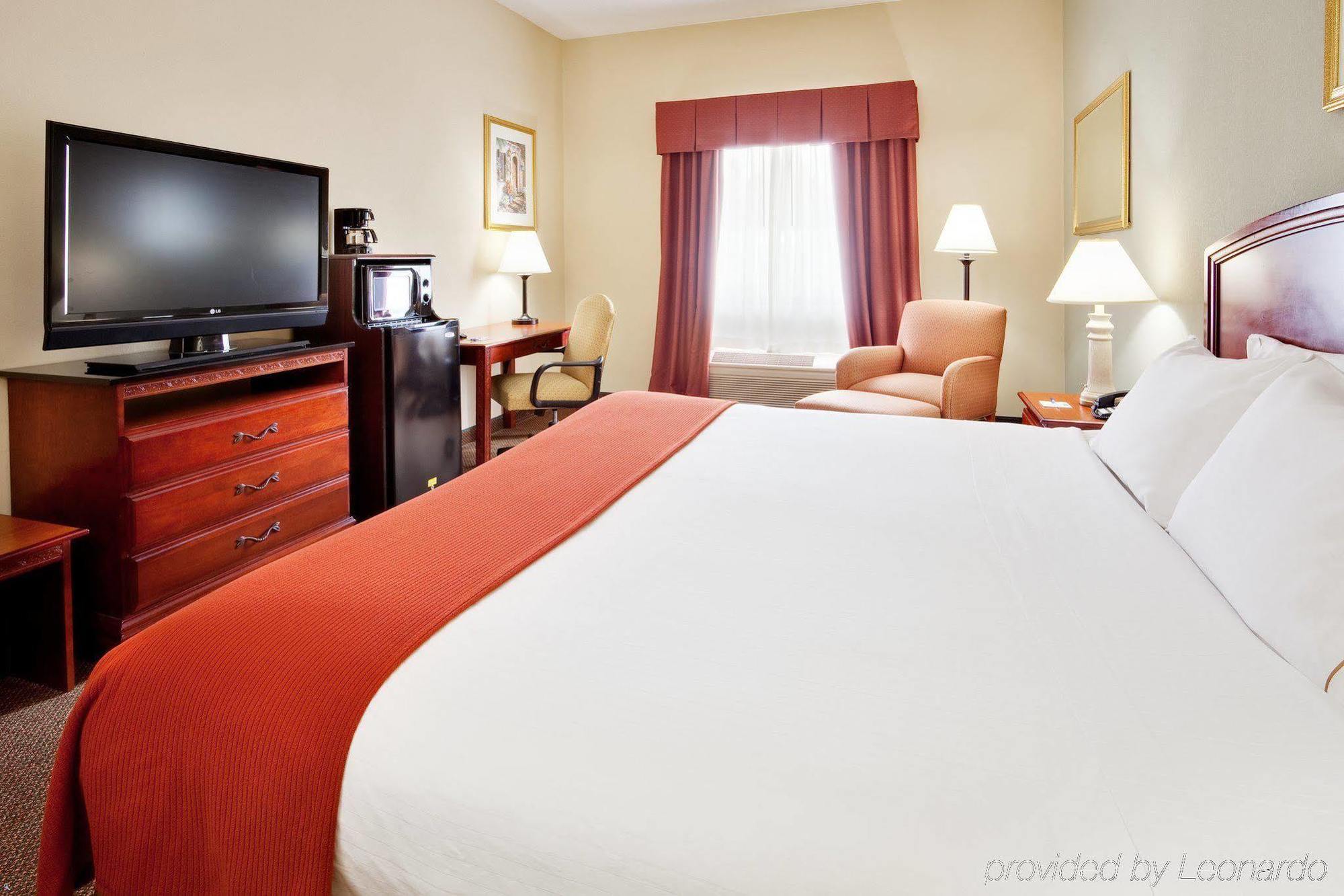 Holiday Inn Express And Suites Quakertown - Allentown Area By Ihg Esterno foto