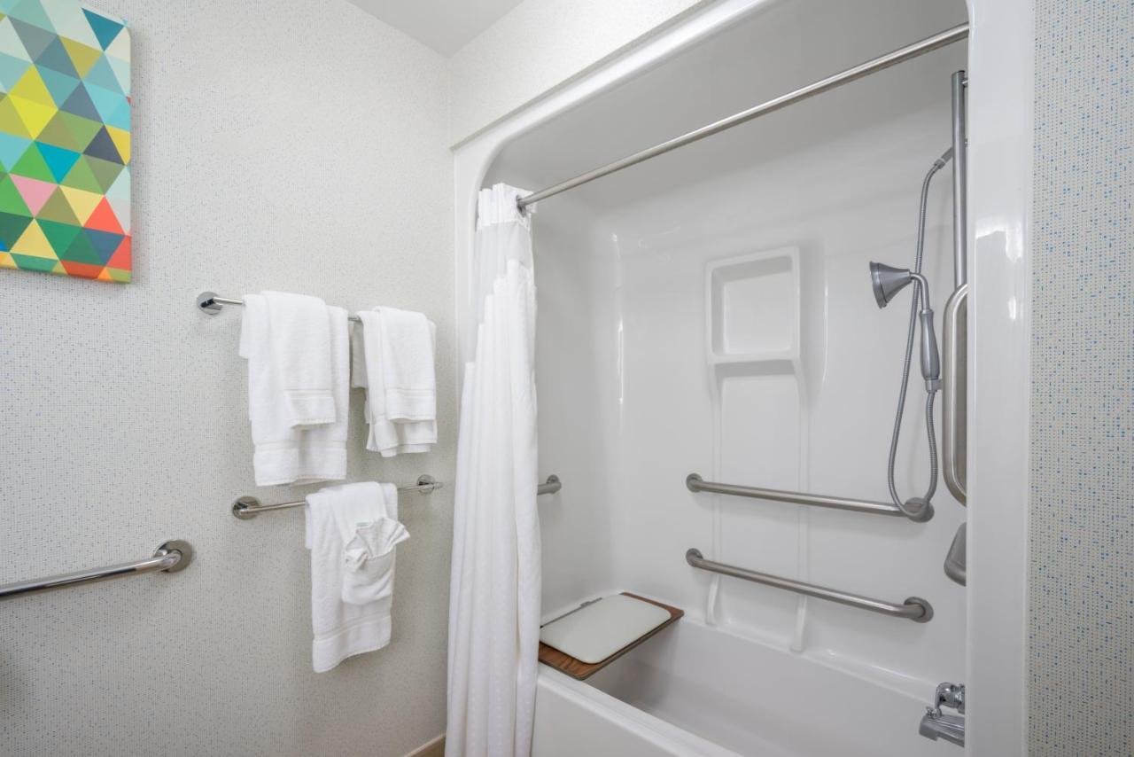Holiday Inn Express And Suites Quakertown - Allentown Area By Ihg Esterno foto